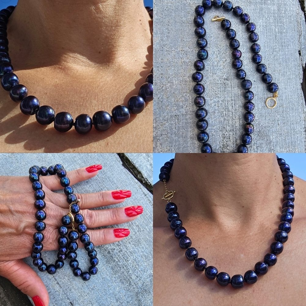 Black Pearls Necklace ,18k gold locker with diamond!